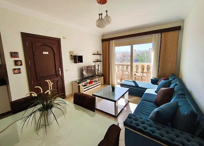Modern One Bedroom In Vip Zone Sunny Lakes Apartment