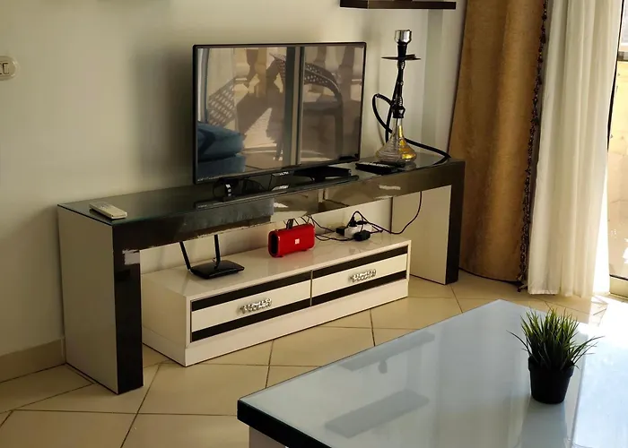 Modern One Bedroom In Vip Zone Sunny Lakes Apartment *