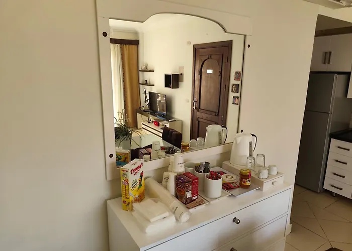 Modern One Bedroom In Vip Zone Sunny Lakes *