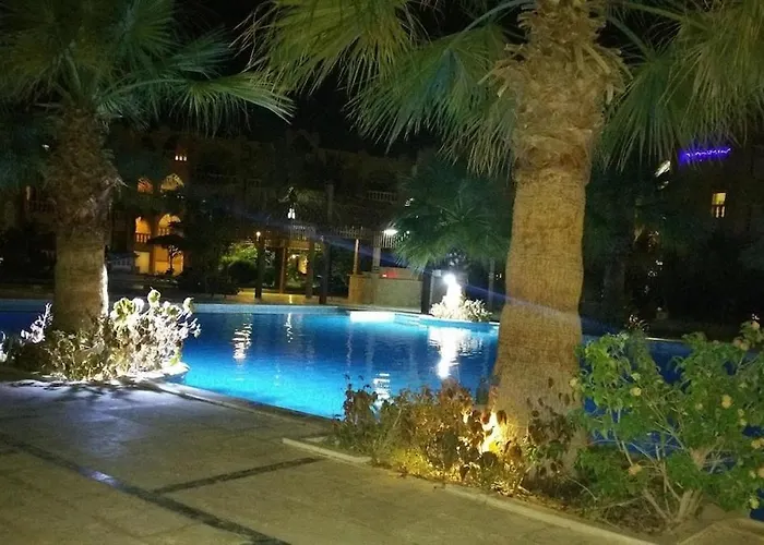 Modern One Bedroom In Vip Zone Sunny Lakes Apartment *