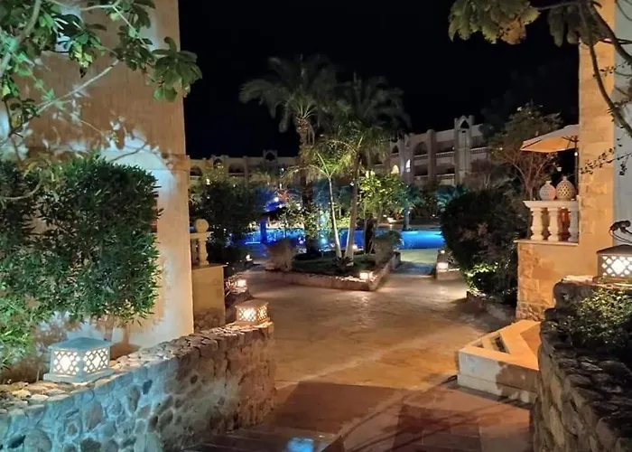 Modern One Bedroom In Vip Zone Sunny Lakes